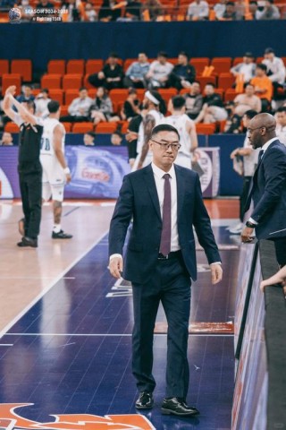 cba教练年薪多少?，cba总教练年薪？