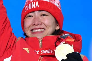 下列哪些人物是冬奥会冠军，谁是冬奥会的冠军