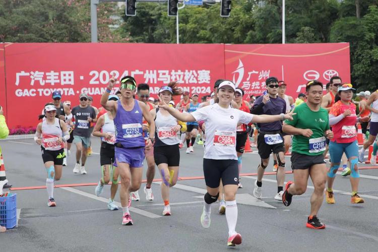 广州马拉松哪一年开始(广州马拉松从什么时候开始举办) 第3张 广州马拉松哪一年开始(广州马拉松从什么时候开始举办) 第3张