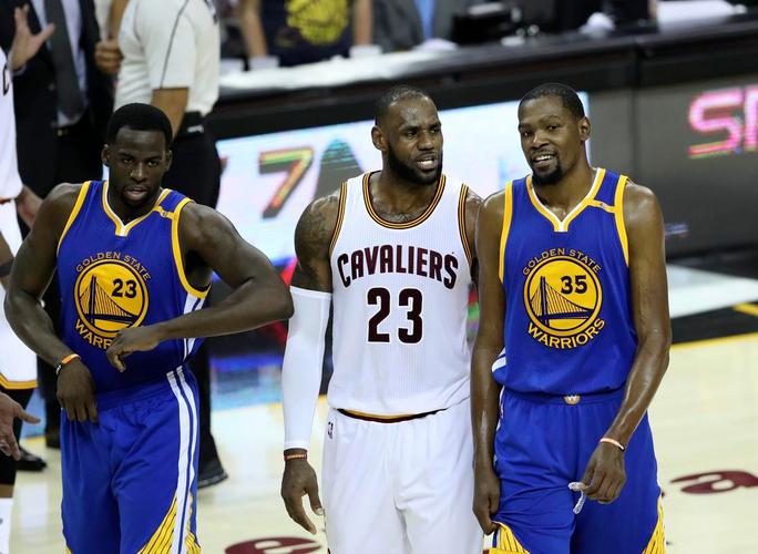 nba勇士vs骑士总决赛4比2是第几年(总决赛勇士和骑士的第二场比赛视频) 第5张 nba勇士vs骑士总决赛4比2是第几年(总决赛勇士和骑士的第二场比赛视频) 第5张