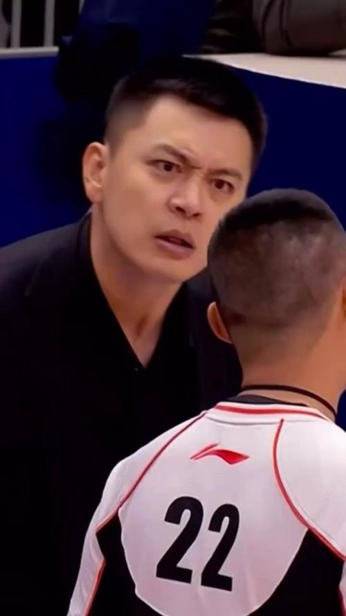 cba辽宁队主教练,cba辽宁队主教练杨鸣简介? 第4张 cba辽宁队主教练,cba辽宁队主教练杨鸣简介? 第4张