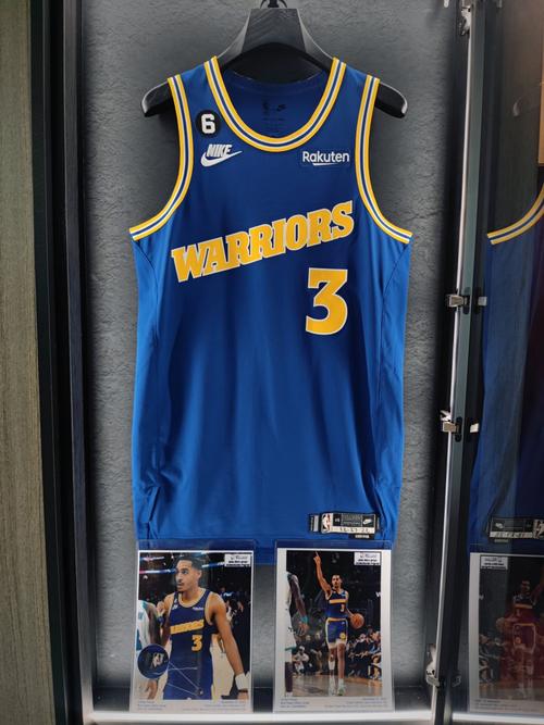 nba球衣定制和非定制如何区别（nbastore球衣定制）  第4张